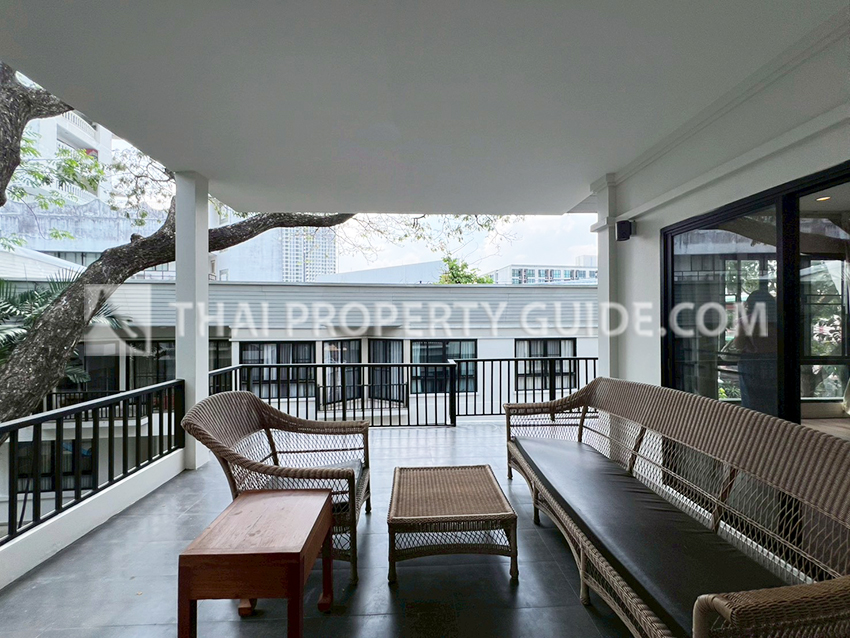 House with Shared Pool in Sukhumvit 