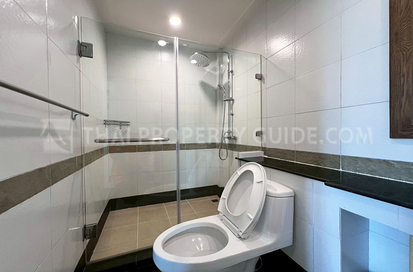 House with Shared Pool in Sukhumvit 