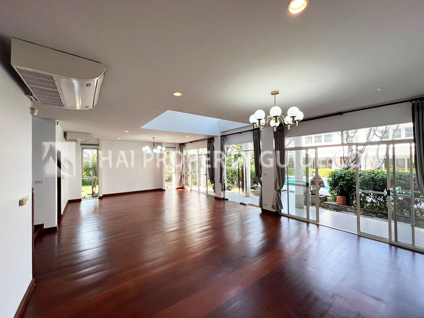 House with Shared Pool in Sukhumvit 