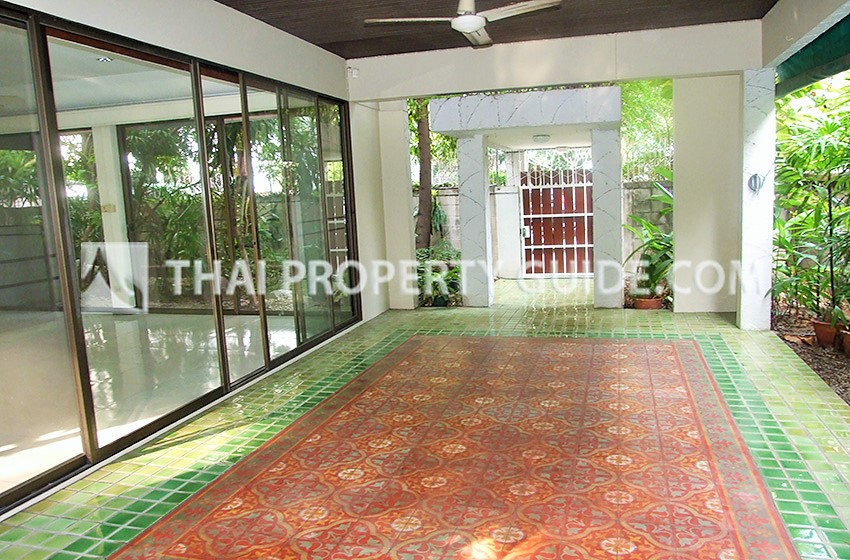 House with Shared Pool in Sukhumvit 