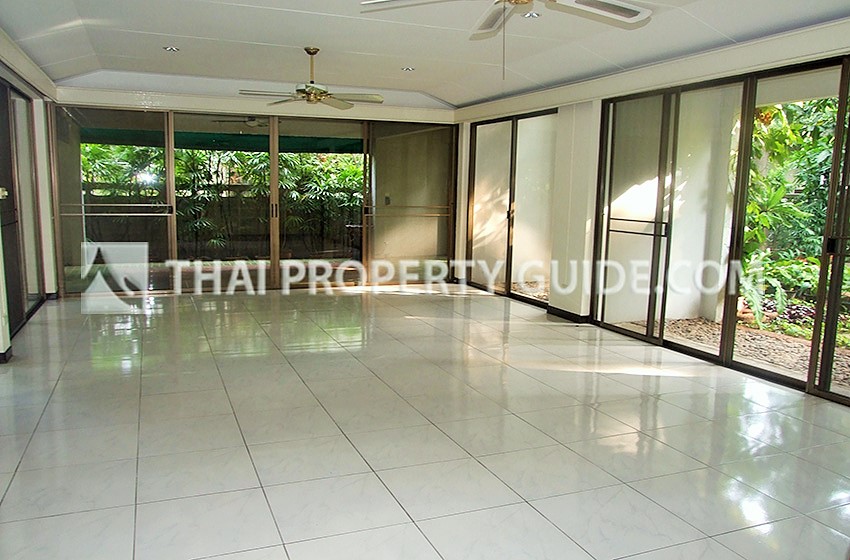 House with Shared Pool in Sukhumvit 