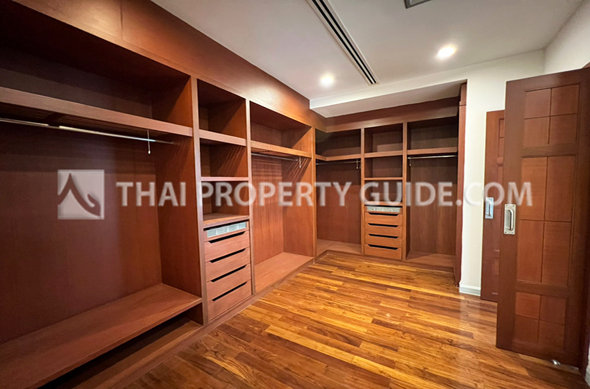 House with Shared Pool in Sukhumvit 