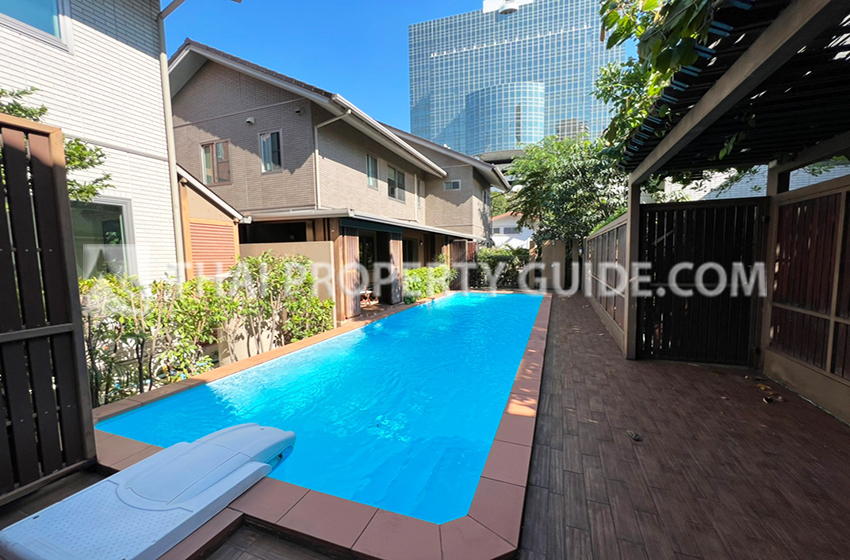 House with Shared Pool in Sukhumvit 