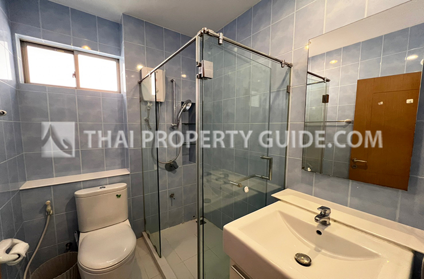 House with Shared Pool in Sukhumvit 