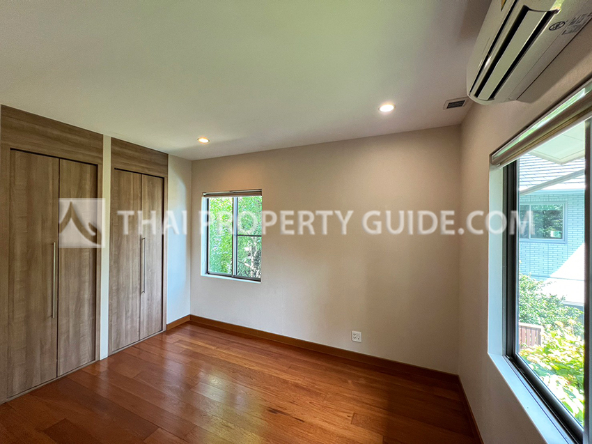 House with Shared Pool in Sukhumvit 