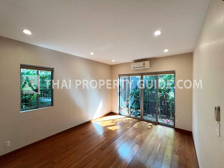 House with Shared Pool in Sukhumvit 