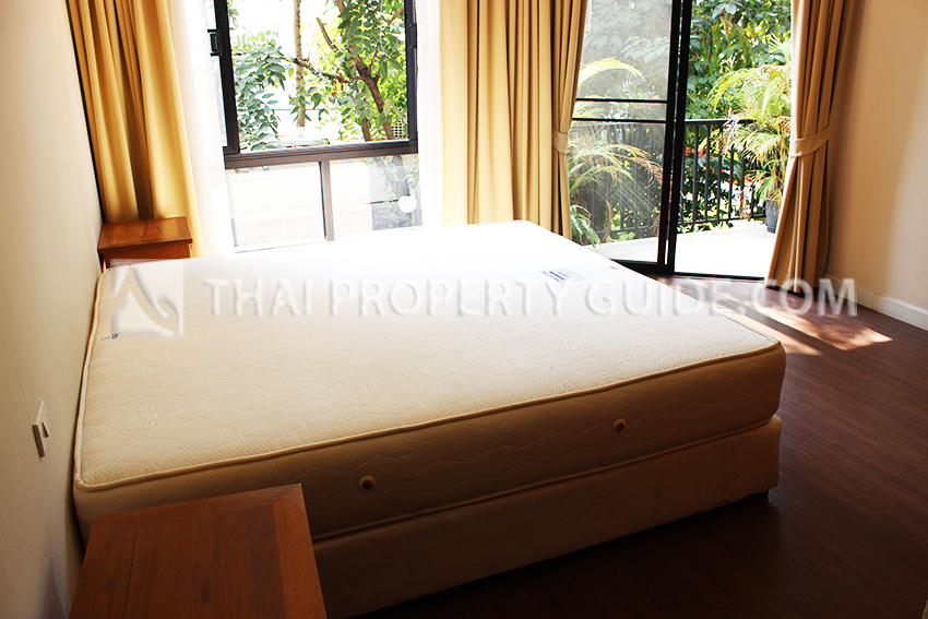 House with Shared Pool in Sukhumvit 