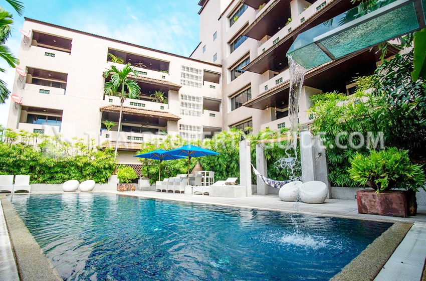 House with Shared Pool in Sukhumvit 