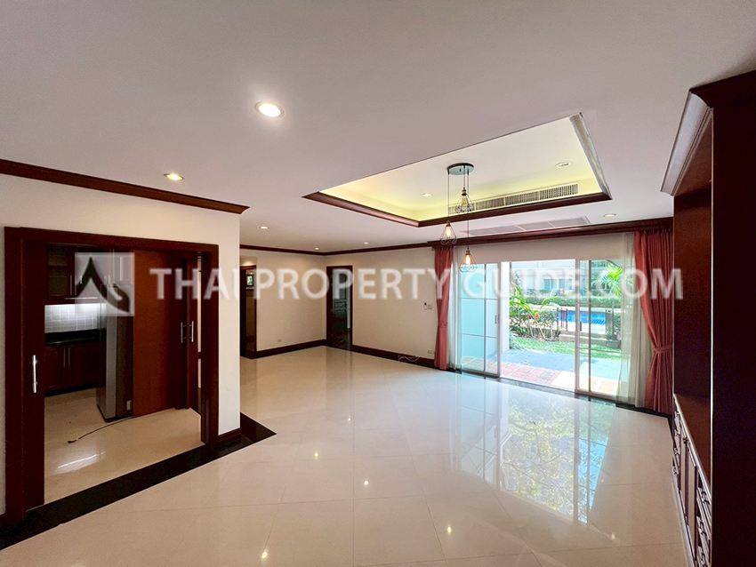 House with Shared Pool in Sukhumvit 