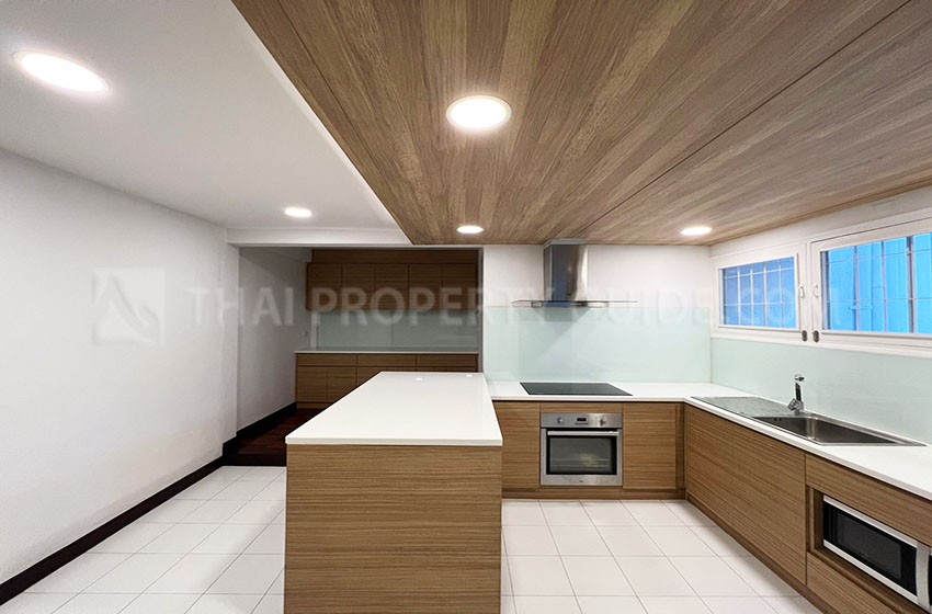 House with Shared Pool in Sukhumvit 