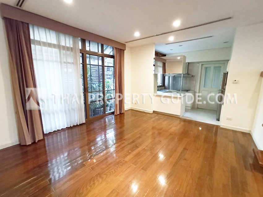 House with Shared Pool in Sukhumvit 