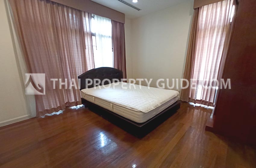 House with Shared Pool in Sukhumvit 