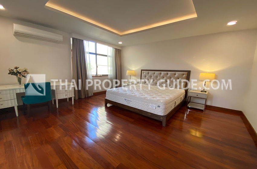 House with Shared Pool in Sukhumvit 