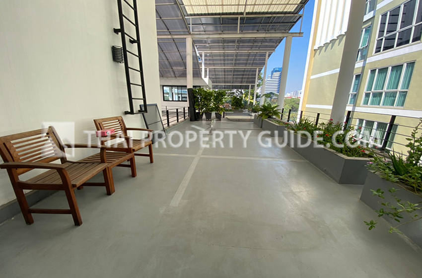 House with Shared Pool in Sukhumvit 