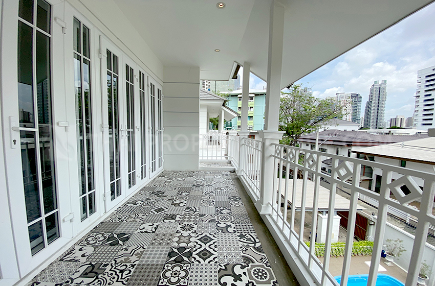 House with Shared Pool in Sukhumvit 