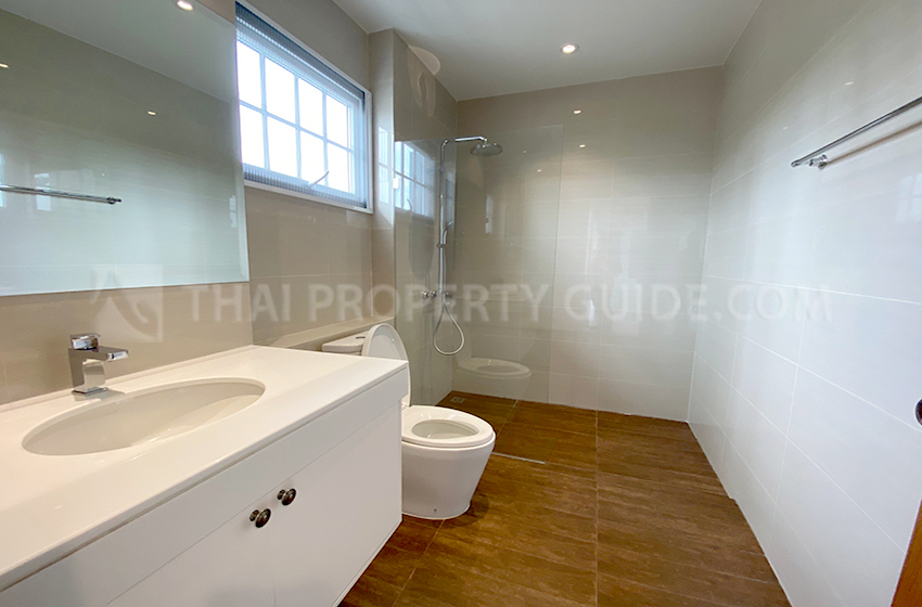 House with Shared Pool in Sukhumvit 