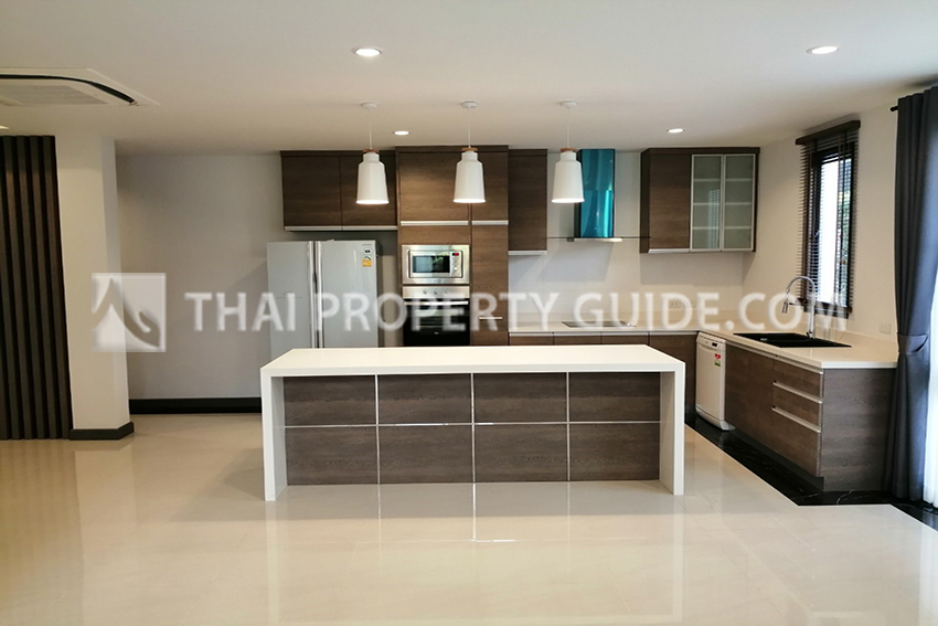 House with Shared Pool in Sukhumvit 