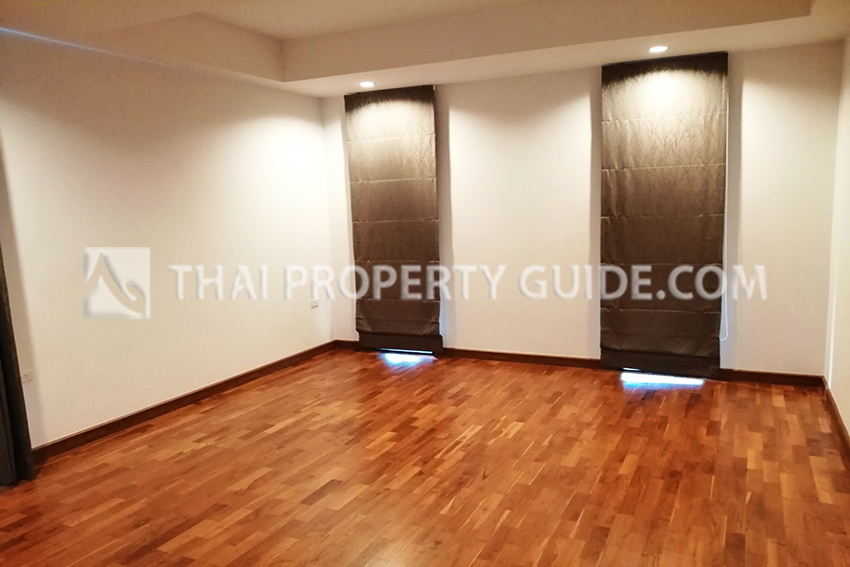 House with Shared Pool in Sukhumvit 