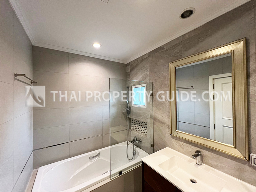 House with Shared Pool in Sukhumvit 