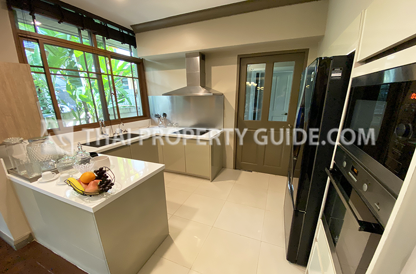 House with Shared Pool in Sukhumvit 