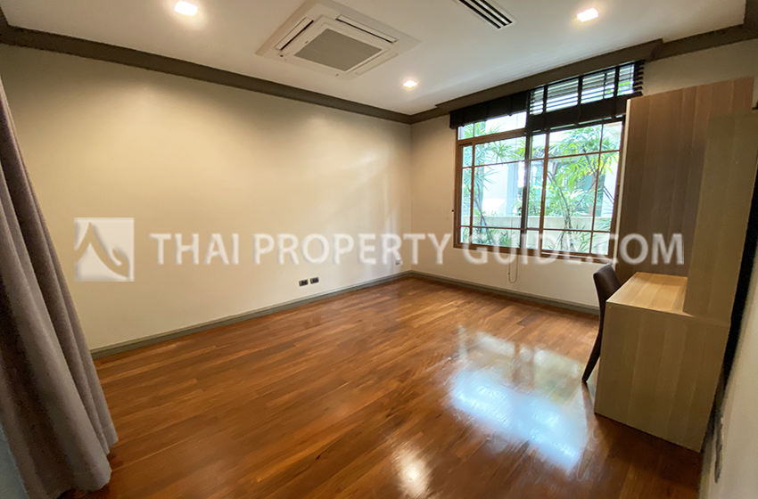 House with Shared Pool in Sukhumvit 