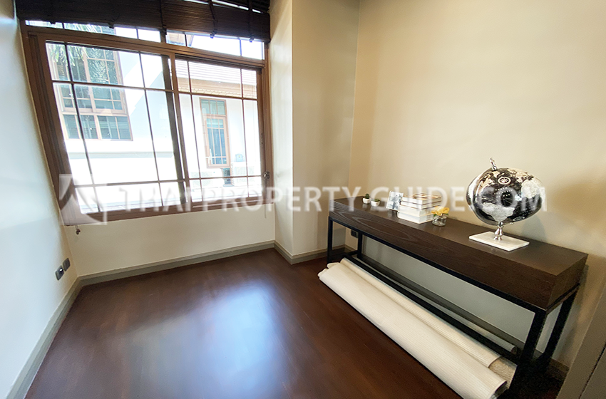 House with Shared Pool in Sukhumvit 