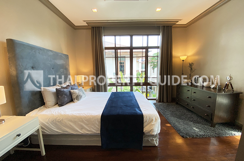 House with Shared Pool in Sukhumvit 