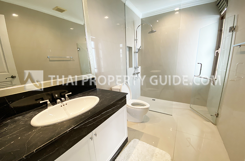 House with Shared Pool in Sukhumvit 