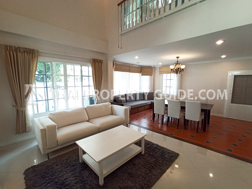 House with Shared Pool in Sukhumvit 