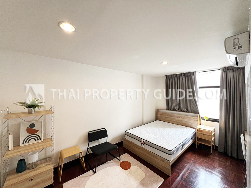 House with Shared Pool in Sukhumvit 