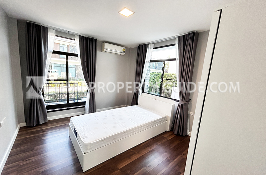 House with Shared Pool in Sukhumvit 