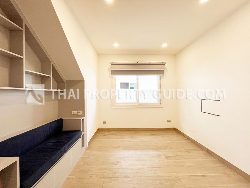 House with Shared Pool in Sukhumvit 