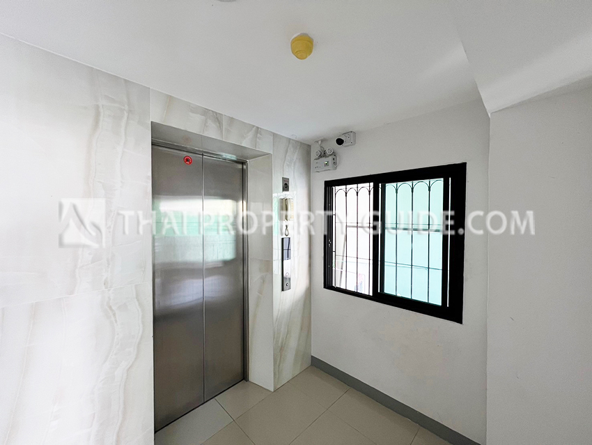 Office For Rent in Sathorn 