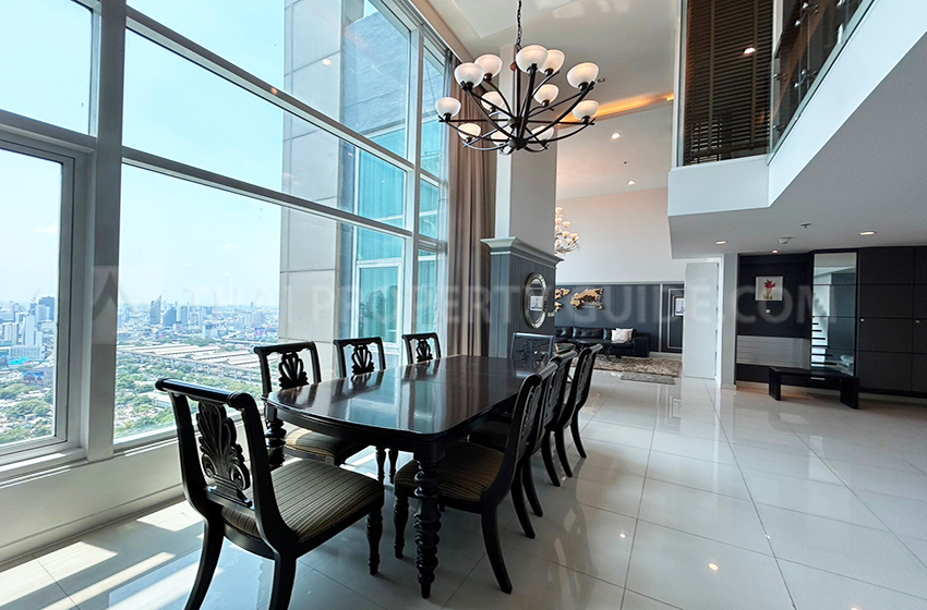 Penthouse in New Petchburi 