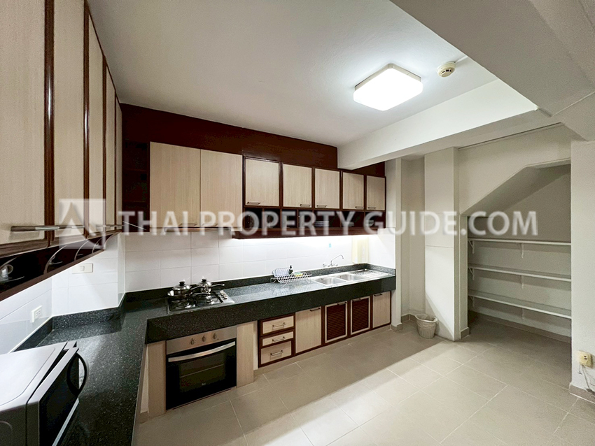 Penthouse in Ploenchit 