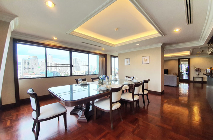 Penthouse in Ploenchit 