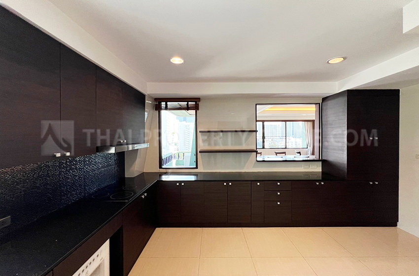 Penthouse in Ploenchit 