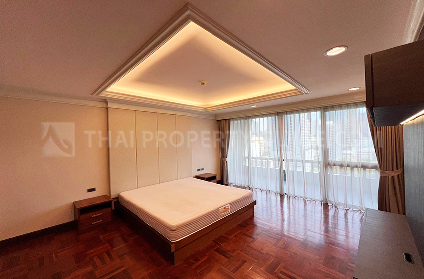 Penthouse in Ploenchit 