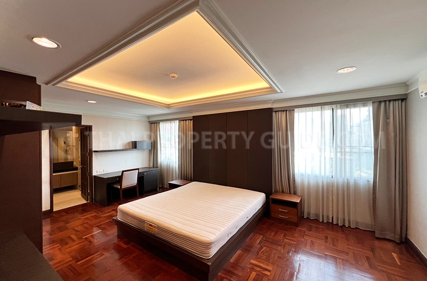 Penthouse in Ploenchit 