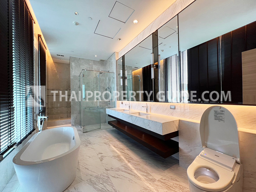 Penthouse in Ploenchit 