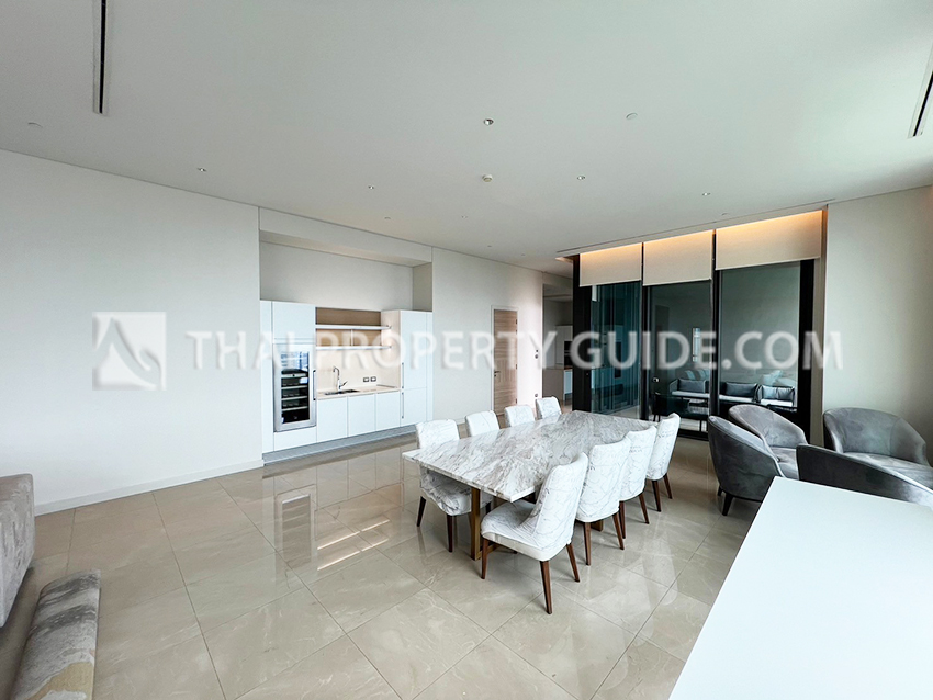 Penthouse in Ploenchit 