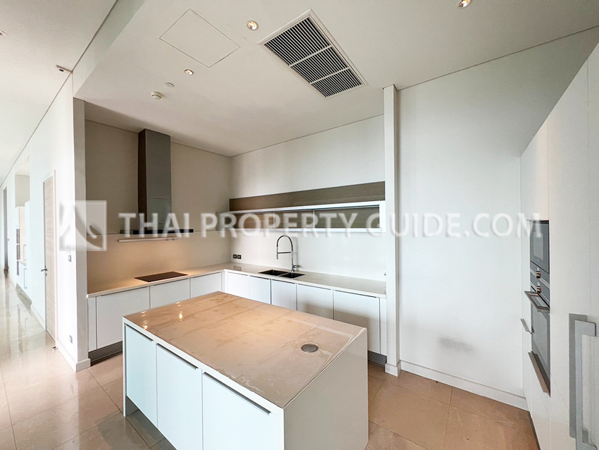 Penthouse in Ploenchit 