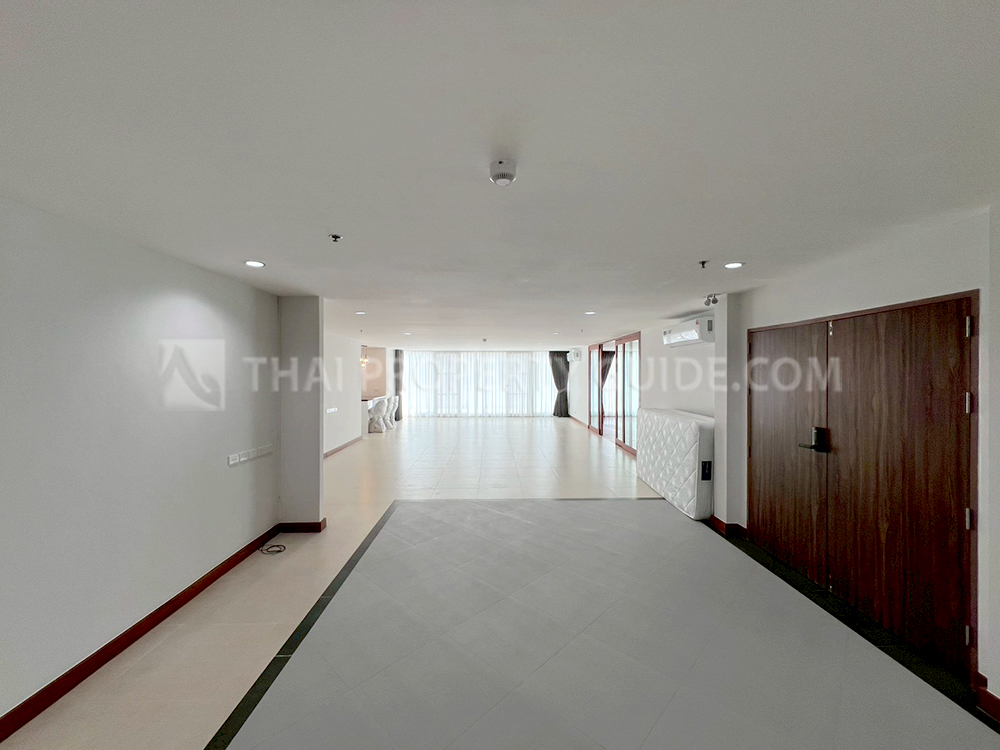 Penthouse in Sukhumvit 
