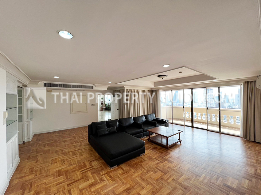 Penthouse in Sukhumvit 