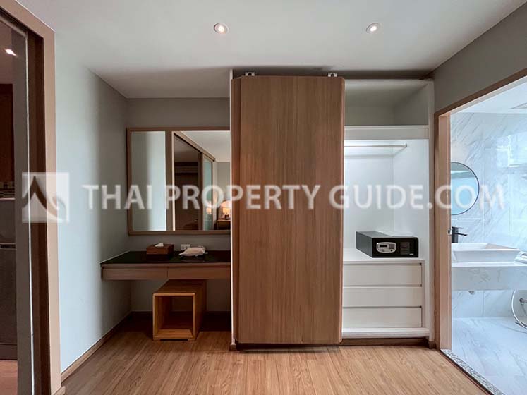 Service Apartment in Bangnatrad 