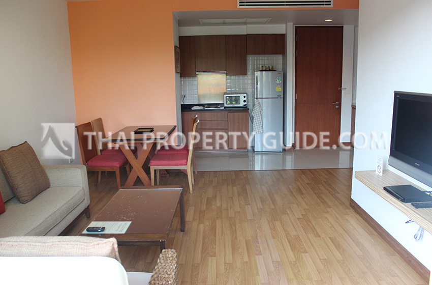 Service Apartment in Phaholyothin 