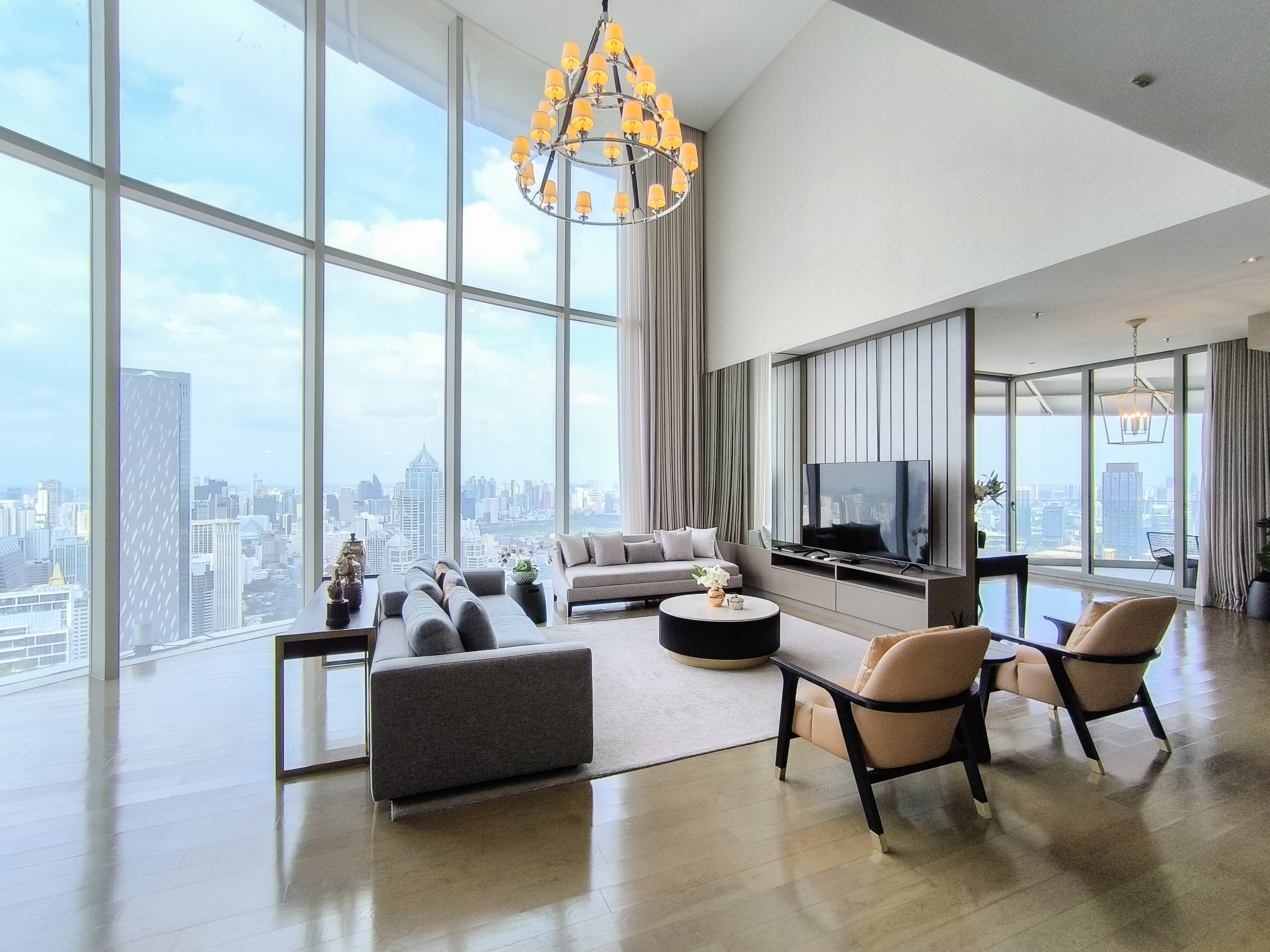 Service Apartment in Ploenchit