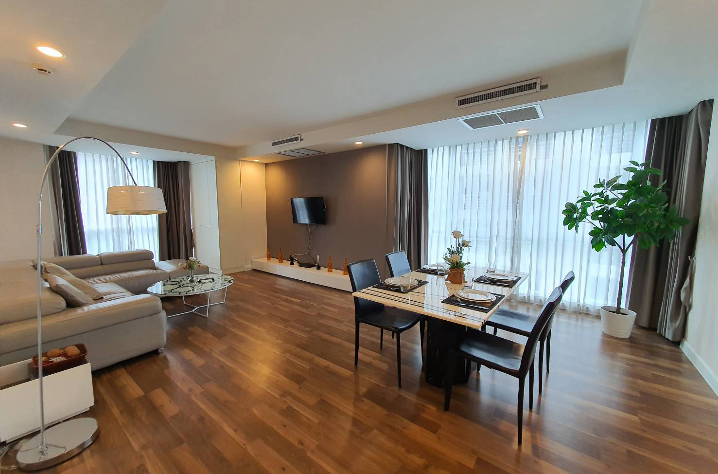 Service Apartment for rent in Ploenchit