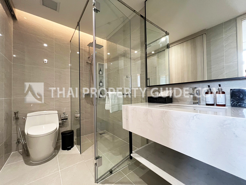 Service Apartment in Sukhumvit 