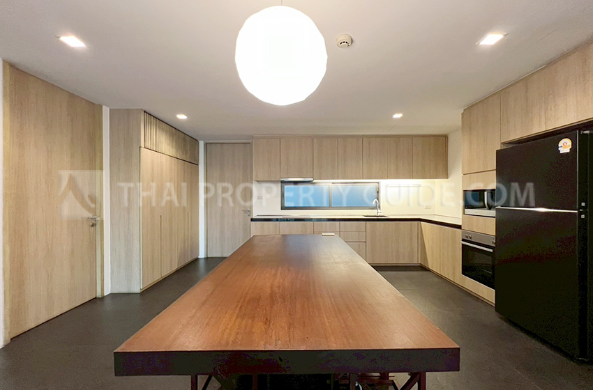 Service Apartment in Sukhumvit 